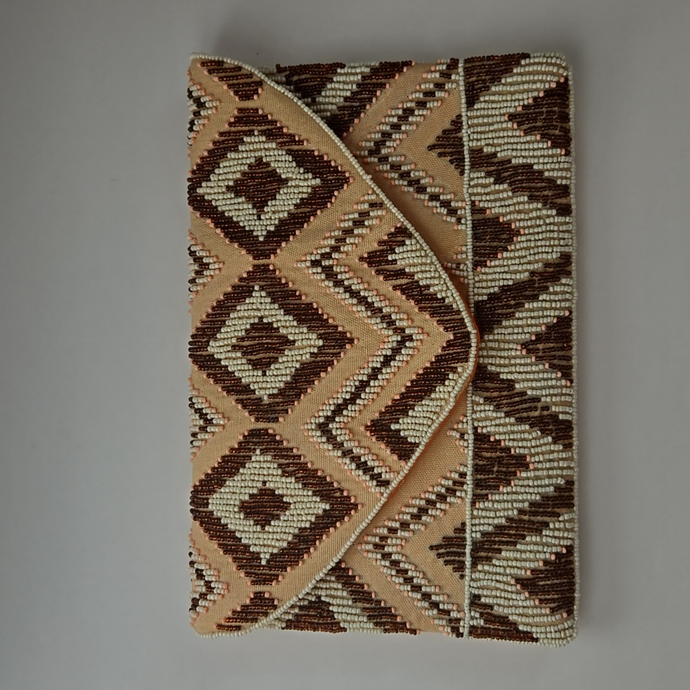 Francesca's Beaded Diamond-Pattern Convertible Cl… - image 7